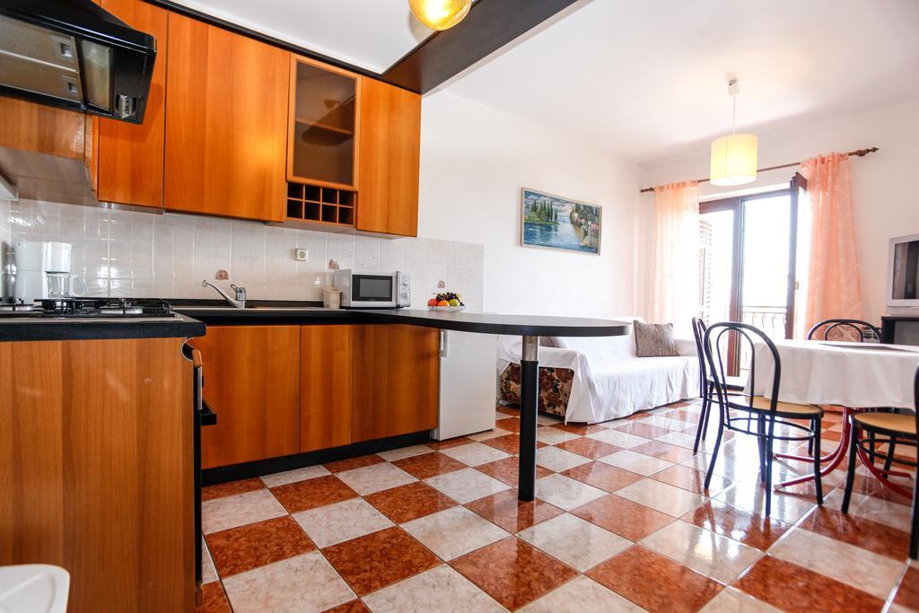 Apartment Kamen Novi Vinodolski Exteriör bild