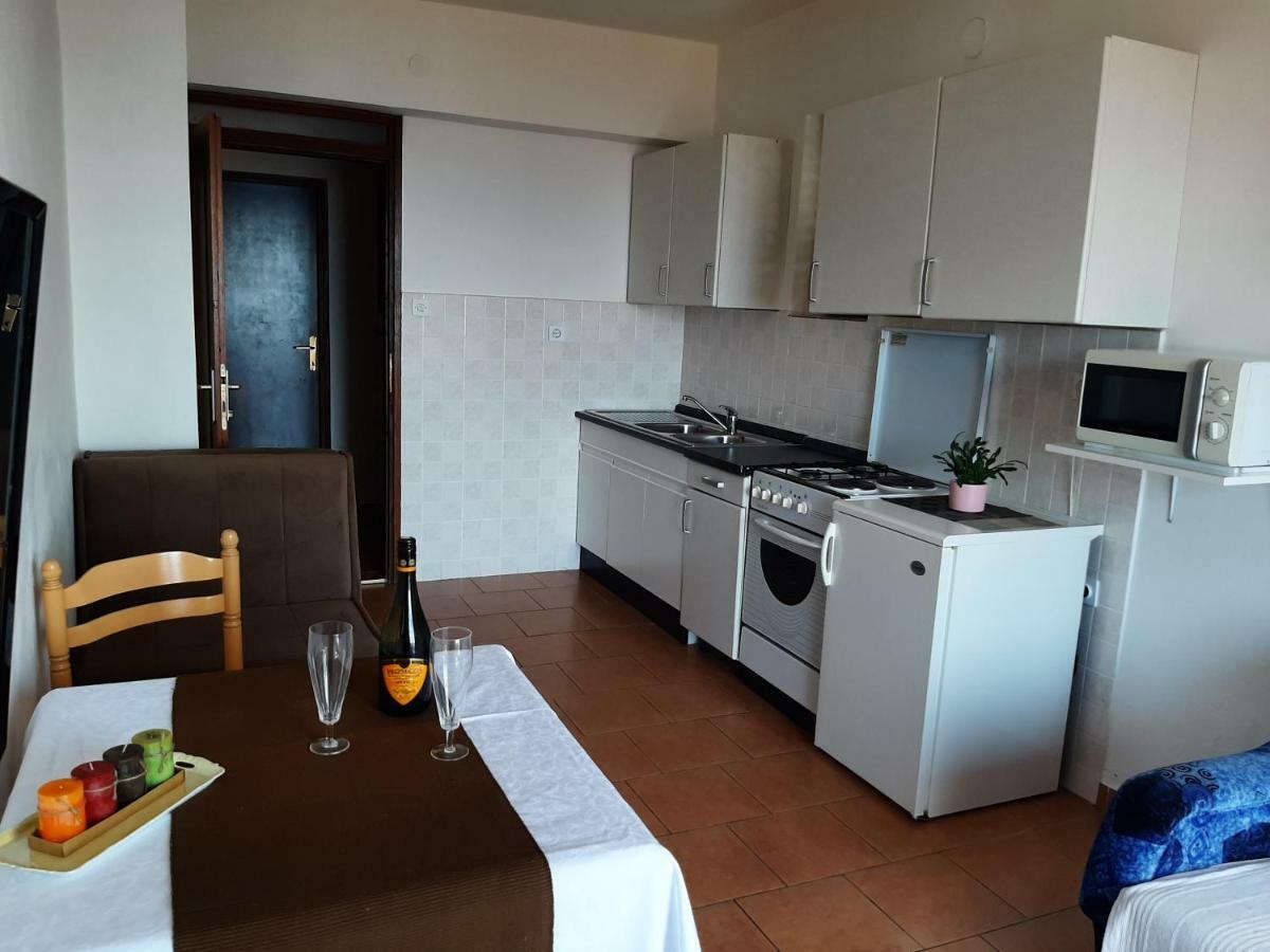 Apartment Kamen Novi Vinodolski Rum bild